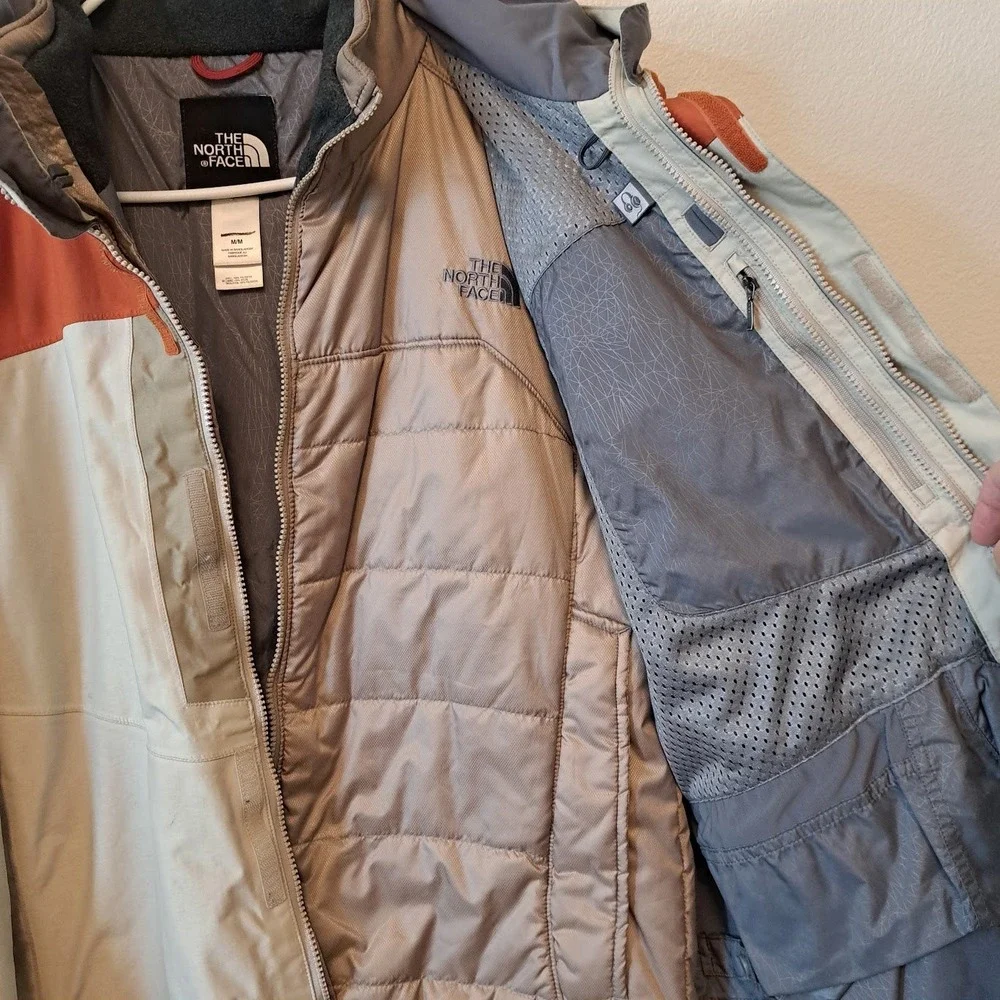 The North Face HyVent Ski Jacket Mens Medium Orange Tan Colorblock Waterproof